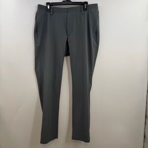 Under Armour Men's UA Golf Tapered Pants tag size 34x30 Gray Stretch UA Storm